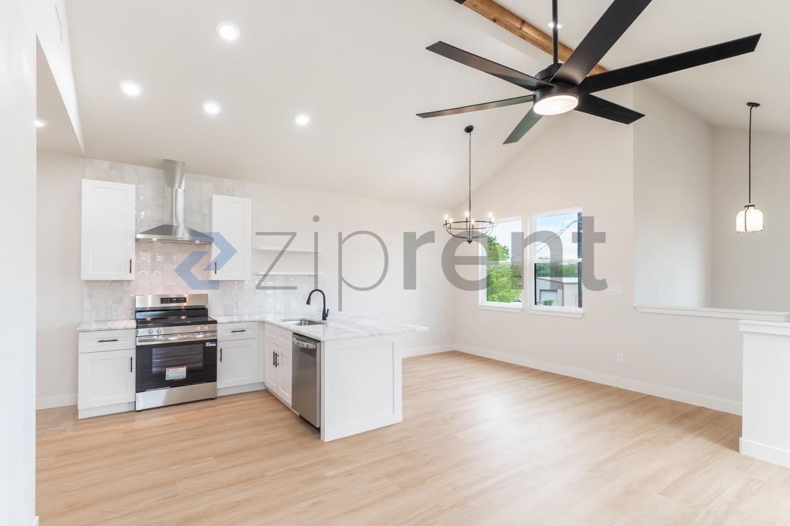 306 Avenue P #A - Photo 6 of 19