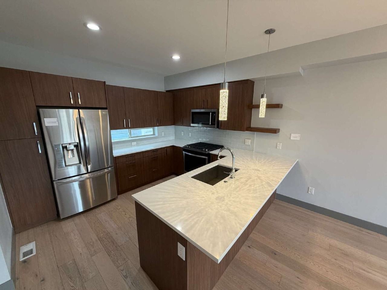 3494 E 31st Ave - Photo 5 of 16