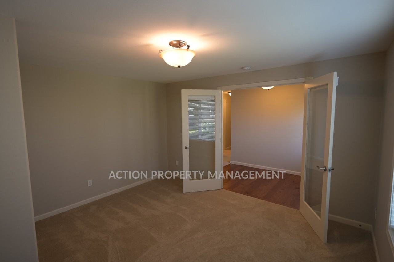41 W Lobelia Dr - Photo 6 of 32
