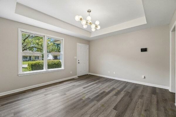 776 Princeton Cir - Photo 2 of 24