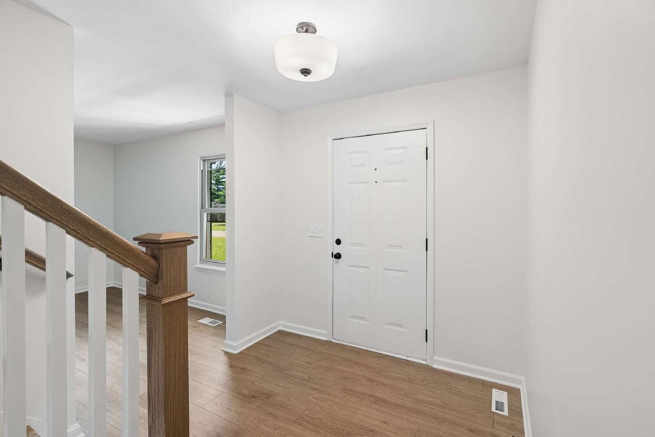 112 Juniper Dr - Photo 3 of 27
