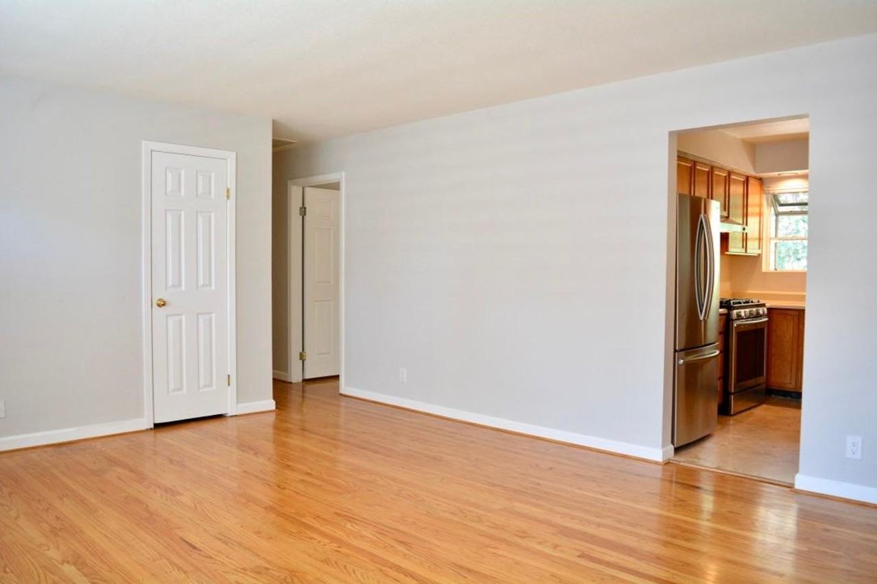 10 Ash Ave - Photo 7 of 18
