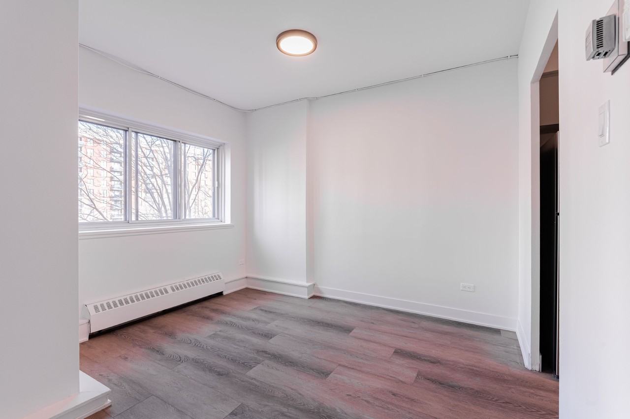 1615 Jules-Poitras - Photo 5 of 24