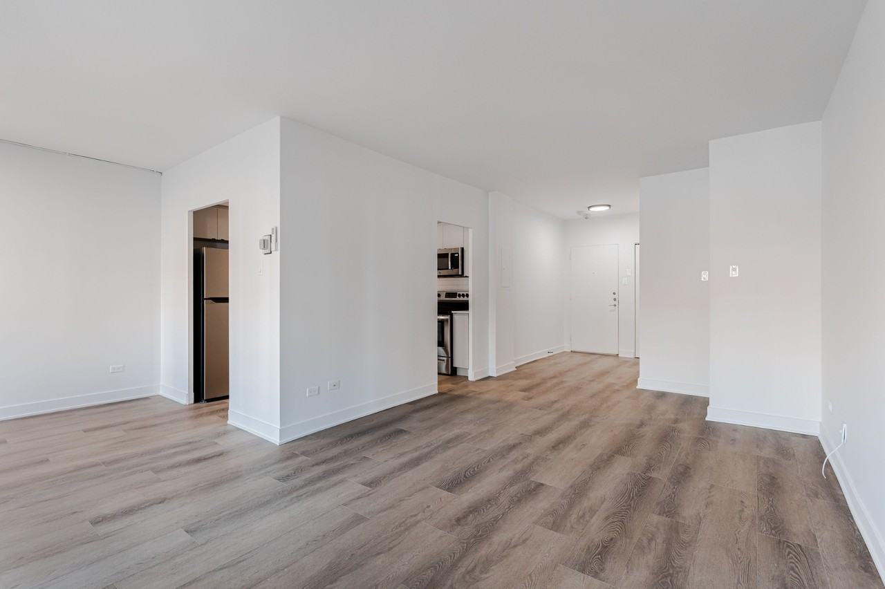 1615 Jules-Poitras - Photo 7 of 24