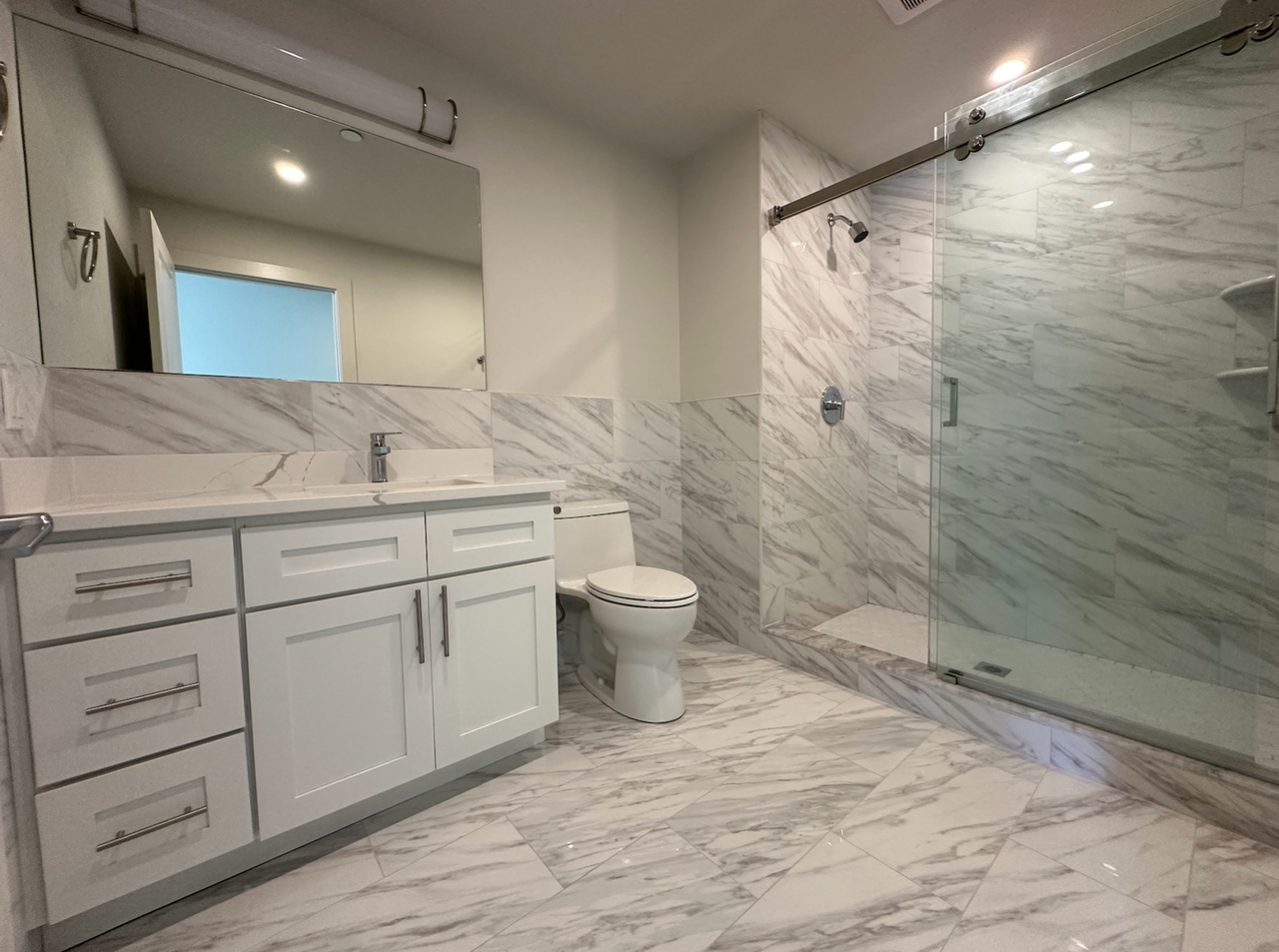 473 Washington St - Photo 3 of 15