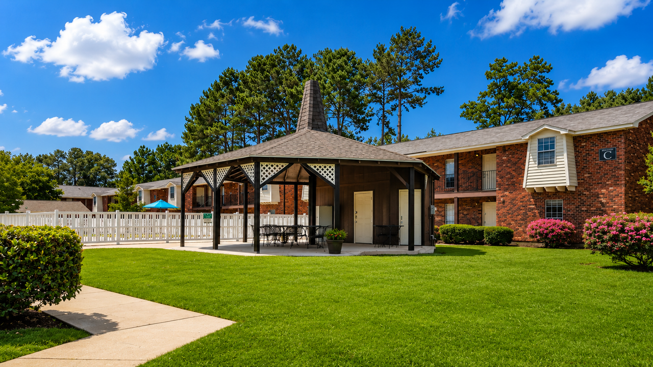 Caleb Place Apartments - Photo 4 of 39