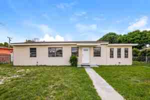 featured image of 3270 Nw 177th Ter