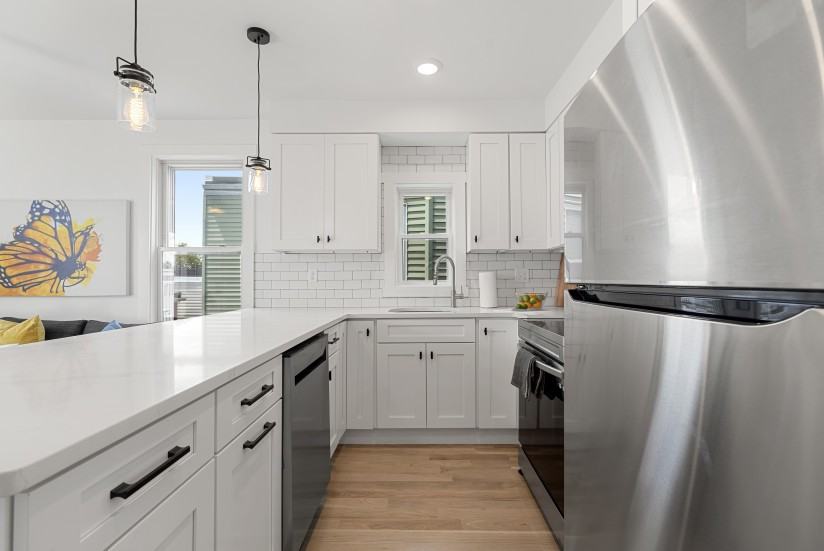 1 Bed / 1 Bath Apartment in South Boston - Photo 3 of 13