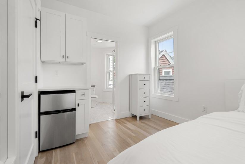 1 Bed / 1 Bath Apartment in South Boston - Photo 7 of 13