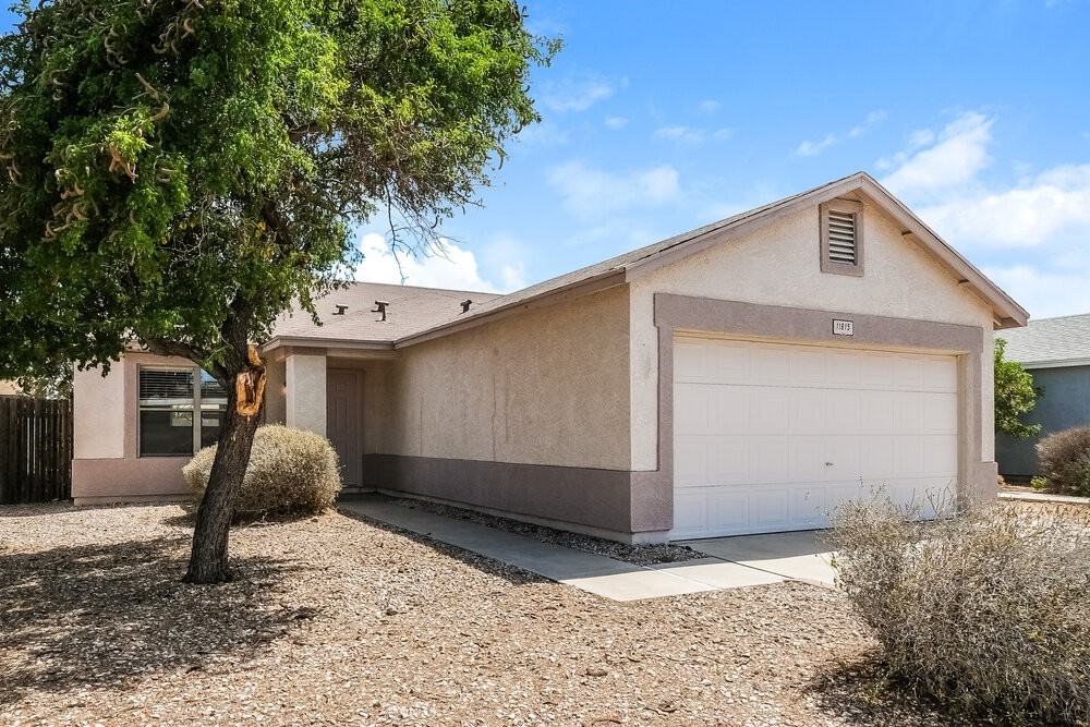 11815 W Columbine Dr - Photo 3 of 16