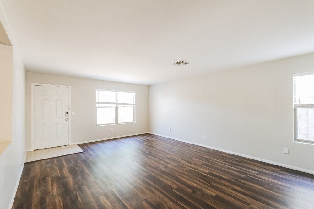 11815 W Columbine Dr - Photo 4 of 16