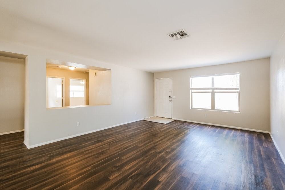 11815 W Columbine Dr - Photo 5 of 16
