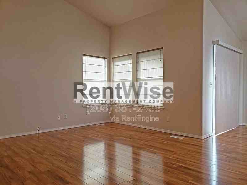 12343 W Abram Dr - Photo 6 of 23