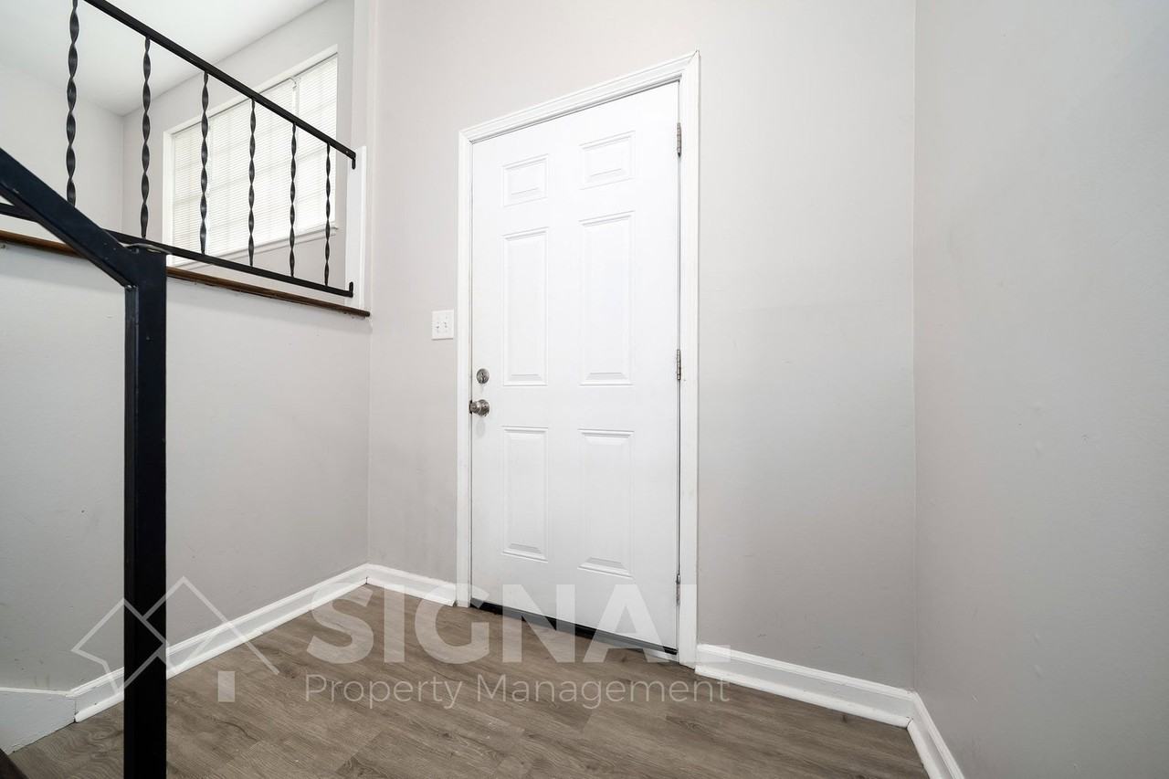 5114 Beacon Dr - Photo 5 of 33