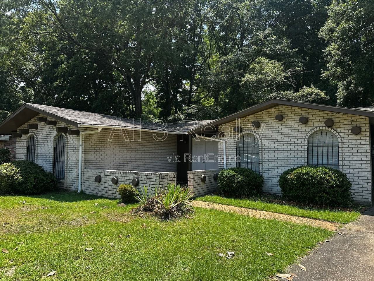 1429 Dunbarton Rd - Photo 2 of 30