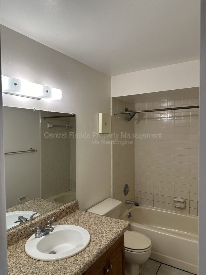 2707 Hunt Club Ln - Photo 5 of 12