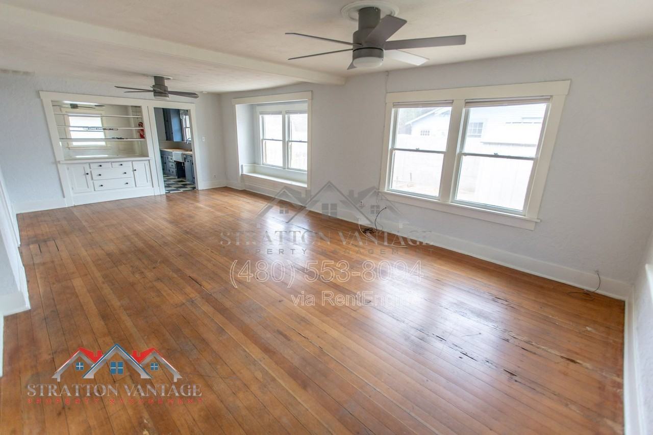 5846 W State Ave - Photo 7 of 50