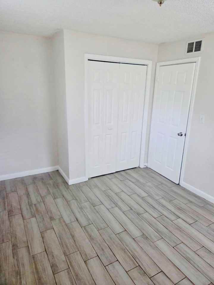 Your Cozy Retreat Awaits - Photo 6 of 7