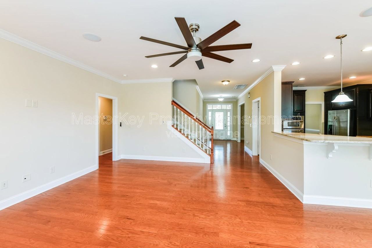 906 Keaton Ridge Ct - Photo 6 of 50