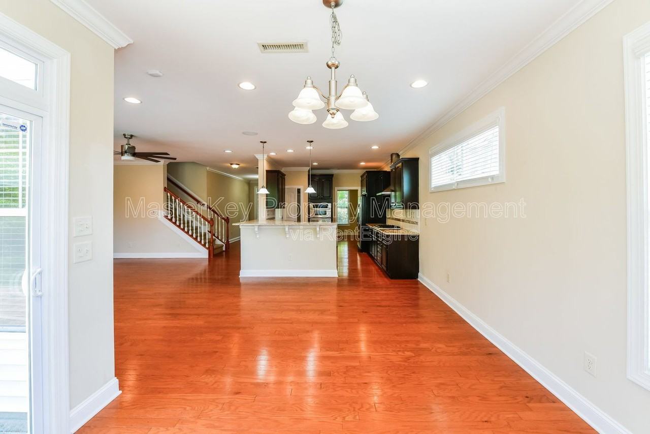 906 Keaton Ridge Ct - Photo 7 of 50
