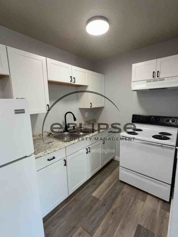 445 Chipeta Ave #29 - Photo 5 of 11
