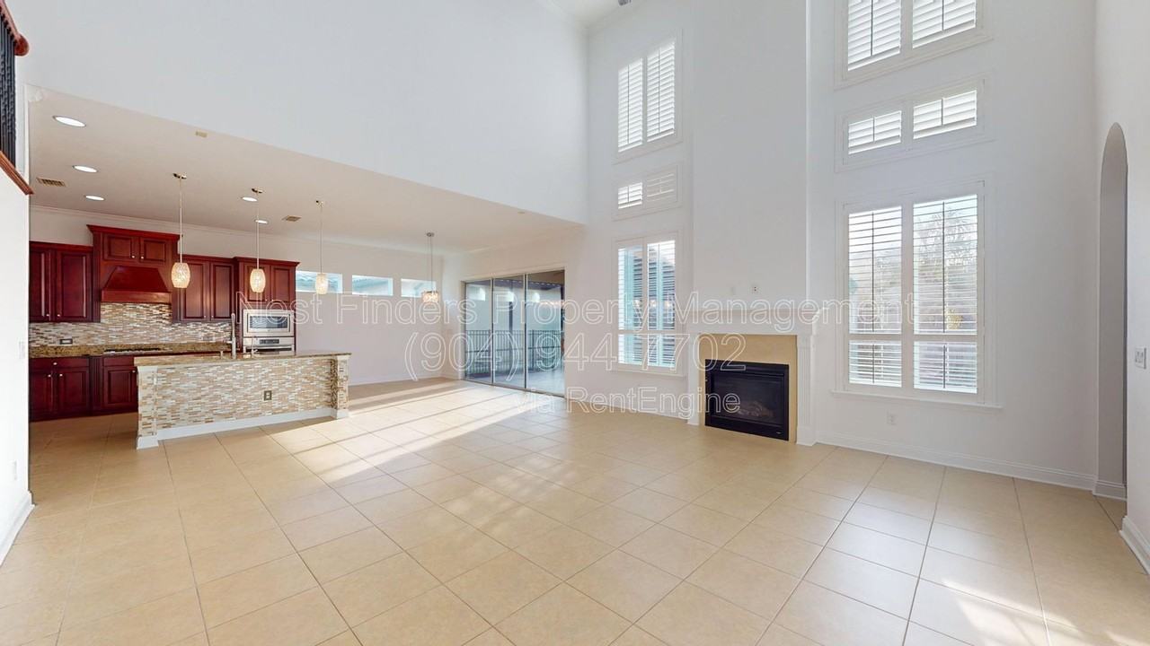 3060 Danube Ct - Photo 5 of 45