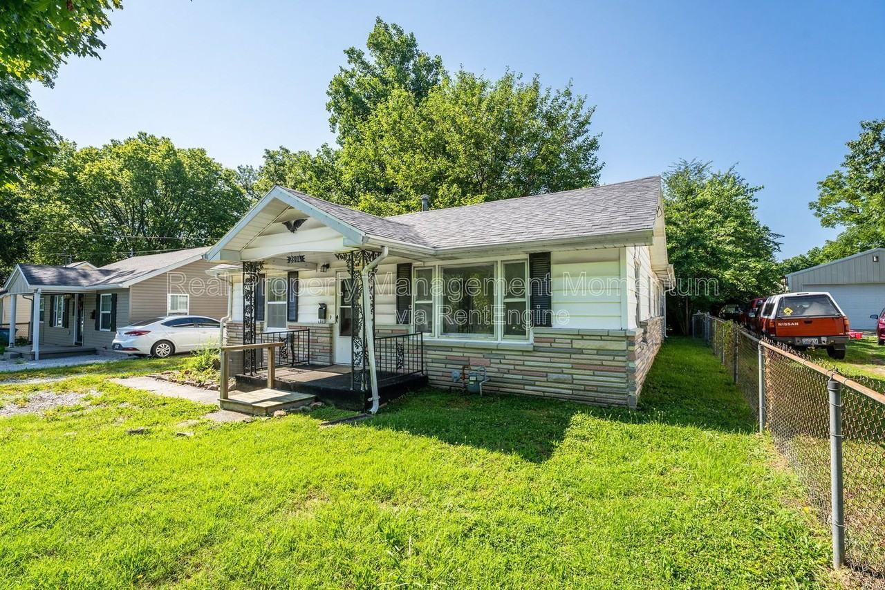 2804 W Washita St - Photo 2 of 25