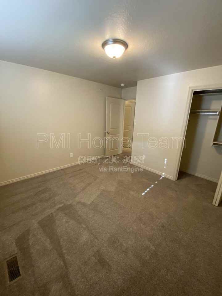 2510 Charleston Ave #G7 - Photo 7 of 14