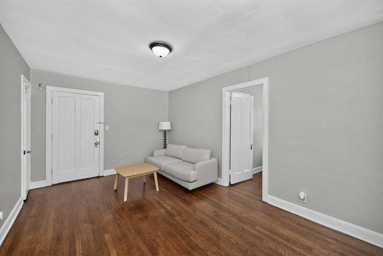 4300 Erie Ave #4 - Photo 7 of 16