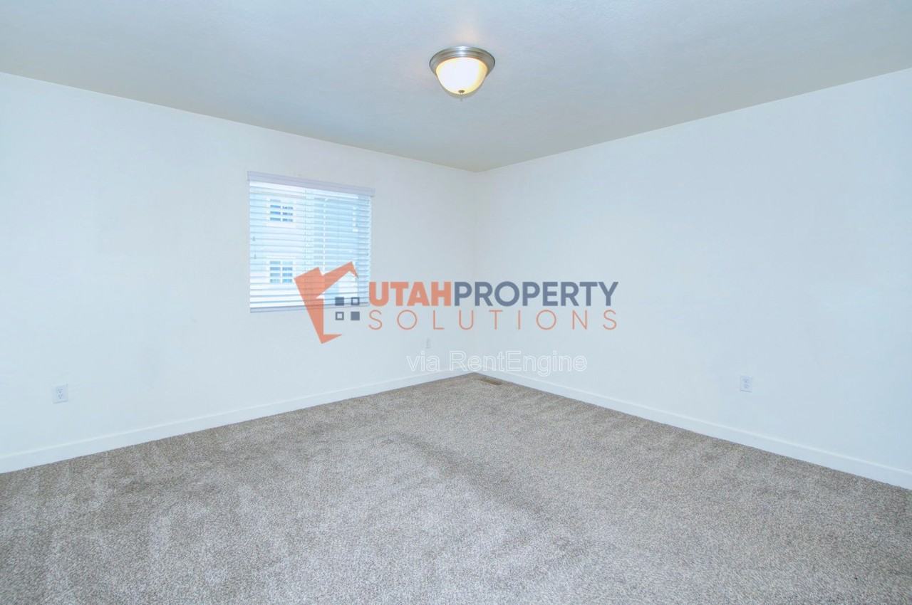 8172 N Broken Spoke Ln - Photo 6 of 18