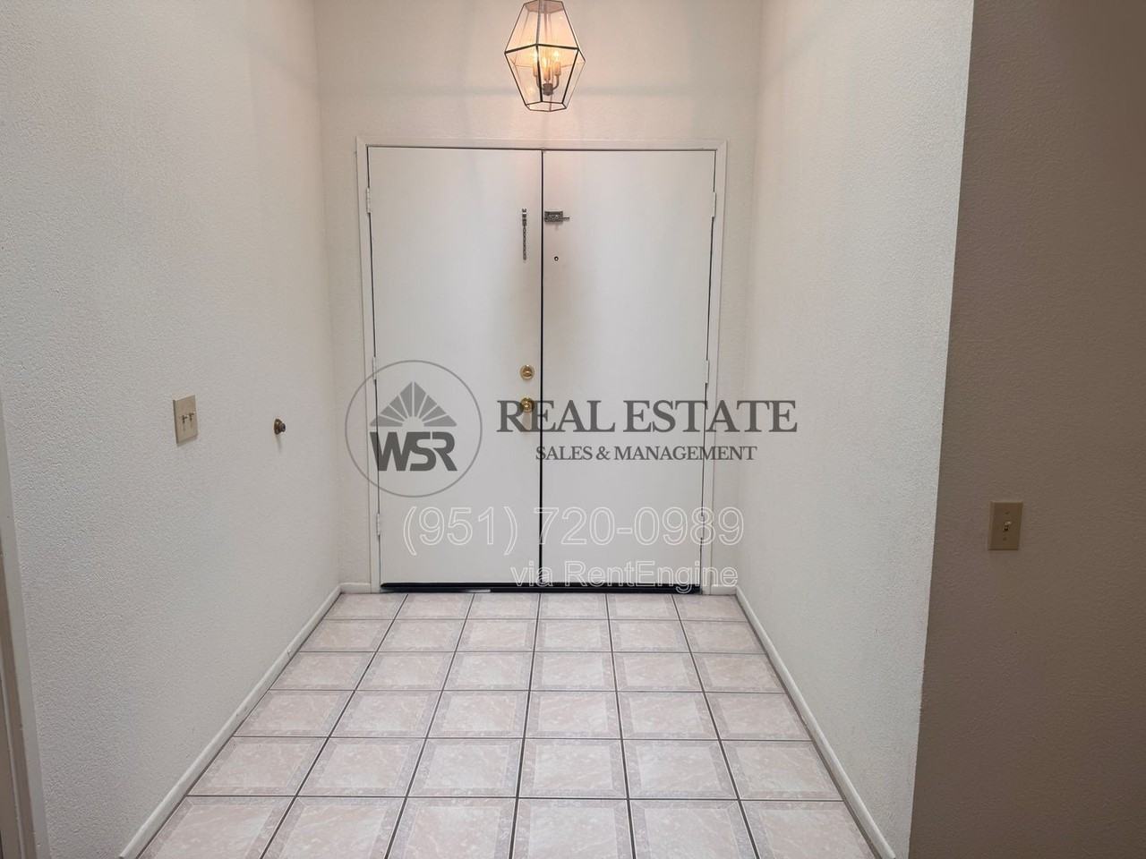 16221 Jackson Dr - Photo 2 of 17