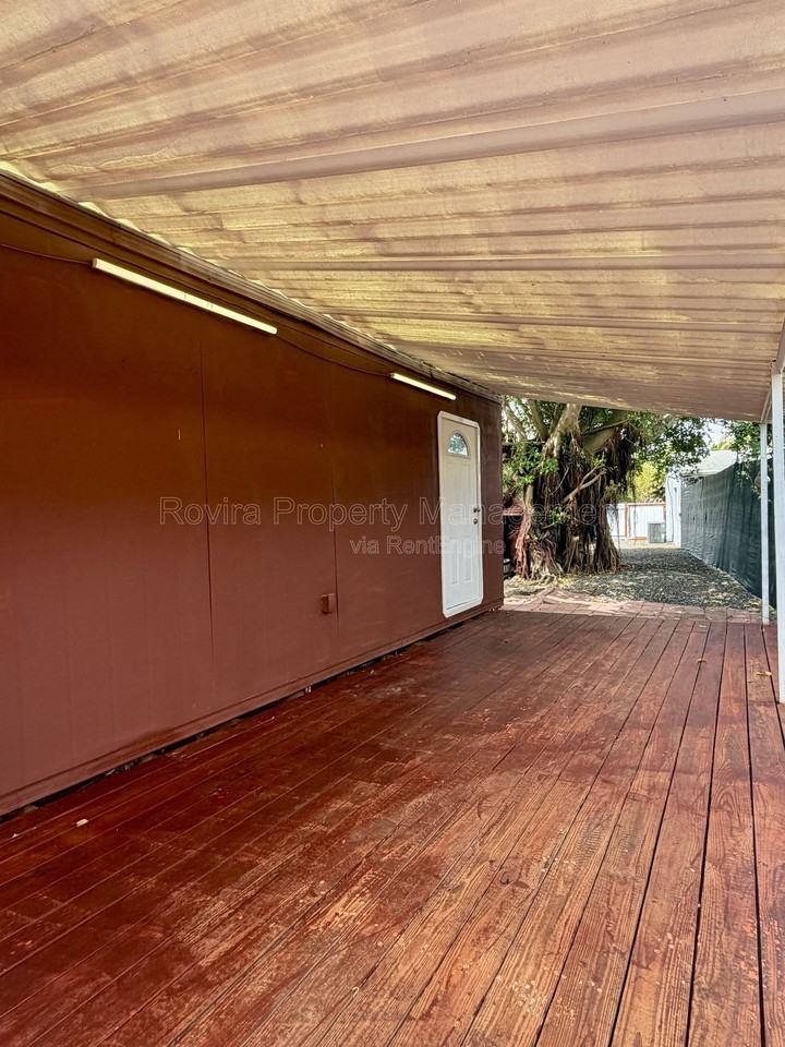 19451 Nw 5th Ct - Photo 4 of 11