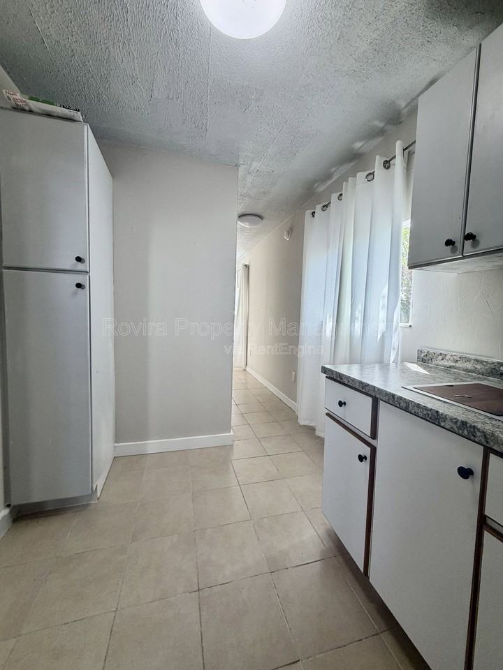 19451 Nw 5th Ct - Photo 6 of 11