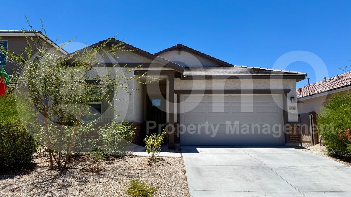 4437 W Mountain Laural Dr - Photo 2 of 20