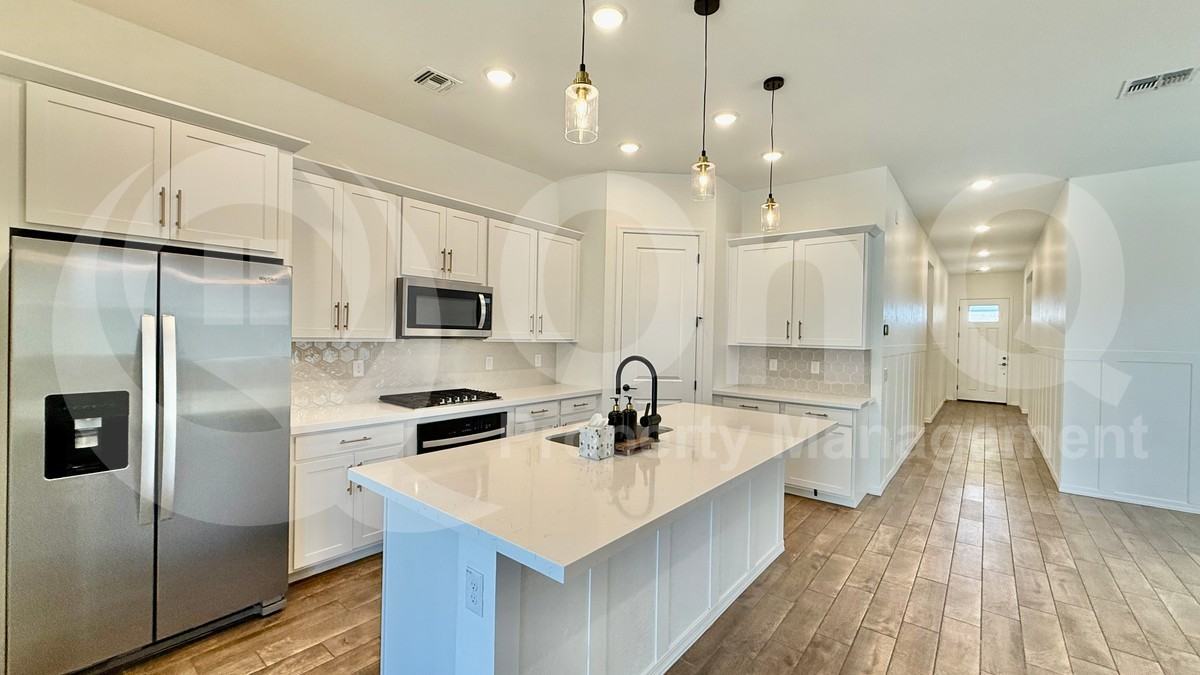 4437 W Mountain Laural Dr - Photo 5 of 20