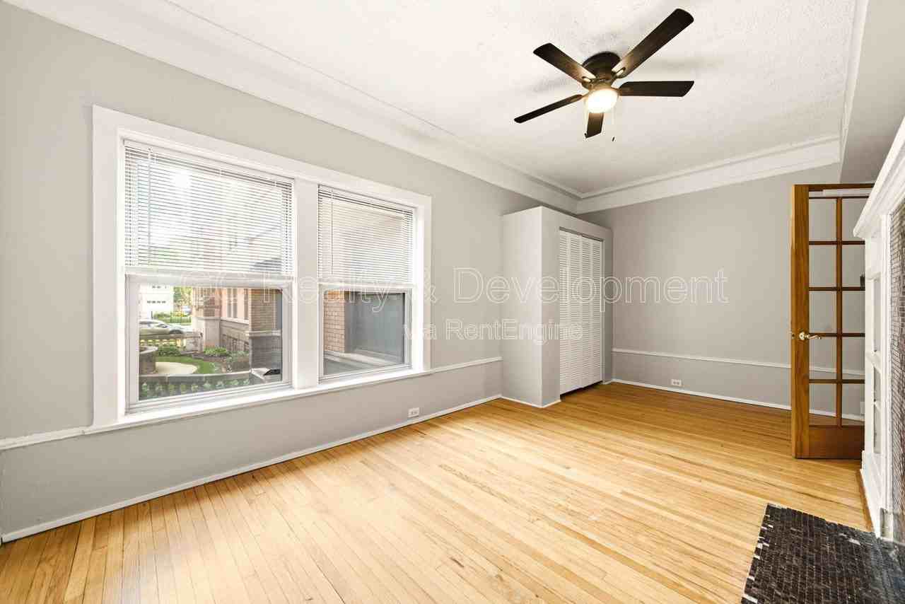 941 E Hyde Park Blvd #1-1 - Photo 6 of 19