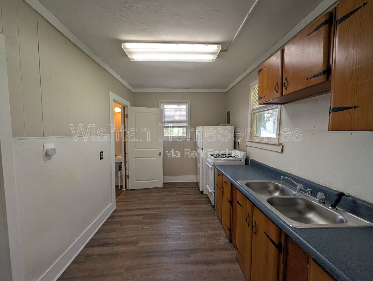 615 N Avery St #3 - Photo 3 of 12