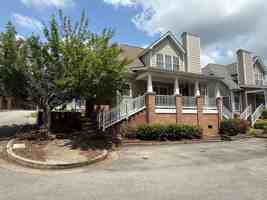featured image of 10 Charleston Ct