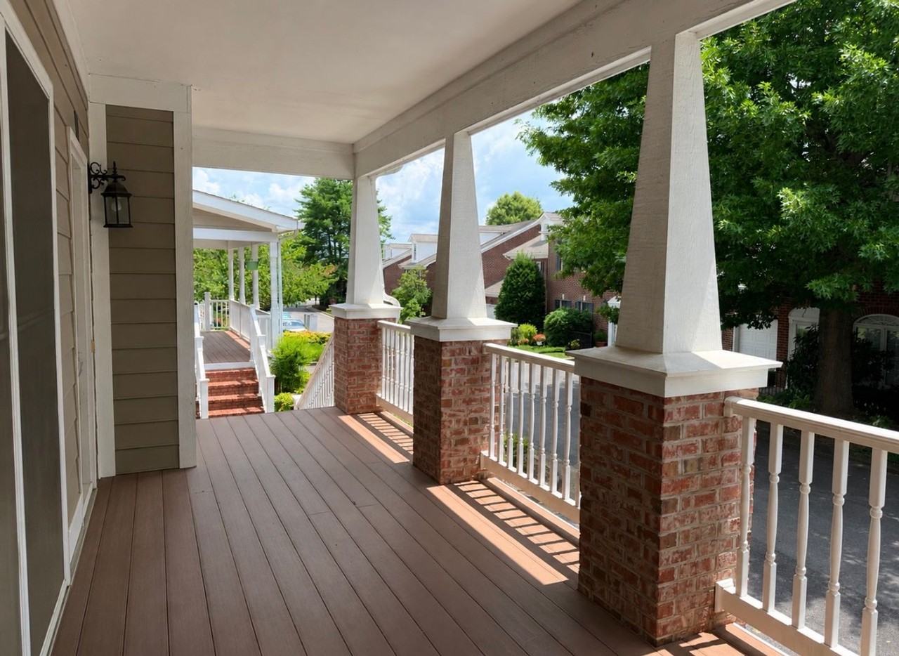 10 Charleston Ct - Photo 3 of 27