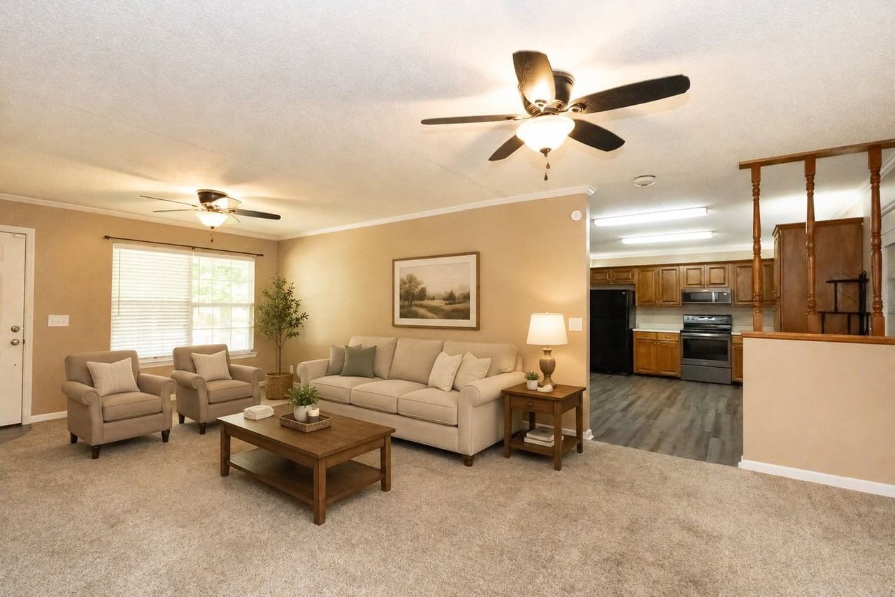 8260 Oxford Dr - Photo 2 of 26