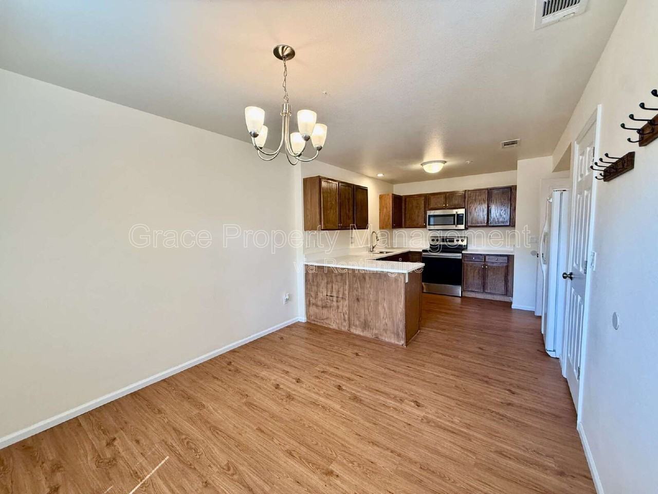 2900 Purcell St #O4 - Photo 7 of 17