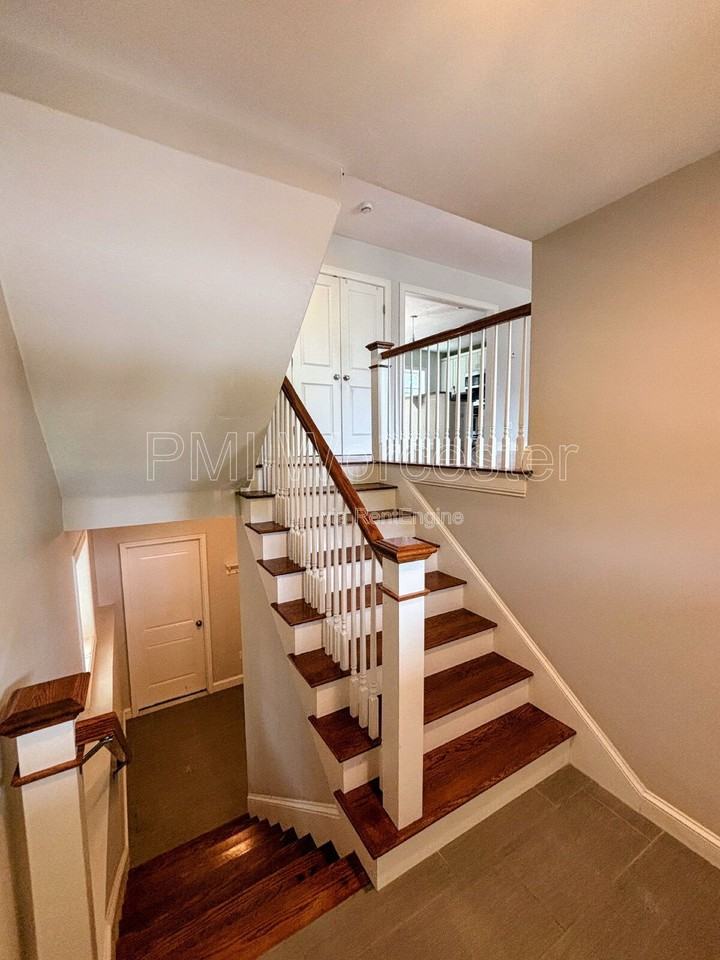 47 Eustis St - Photo 2 of 21