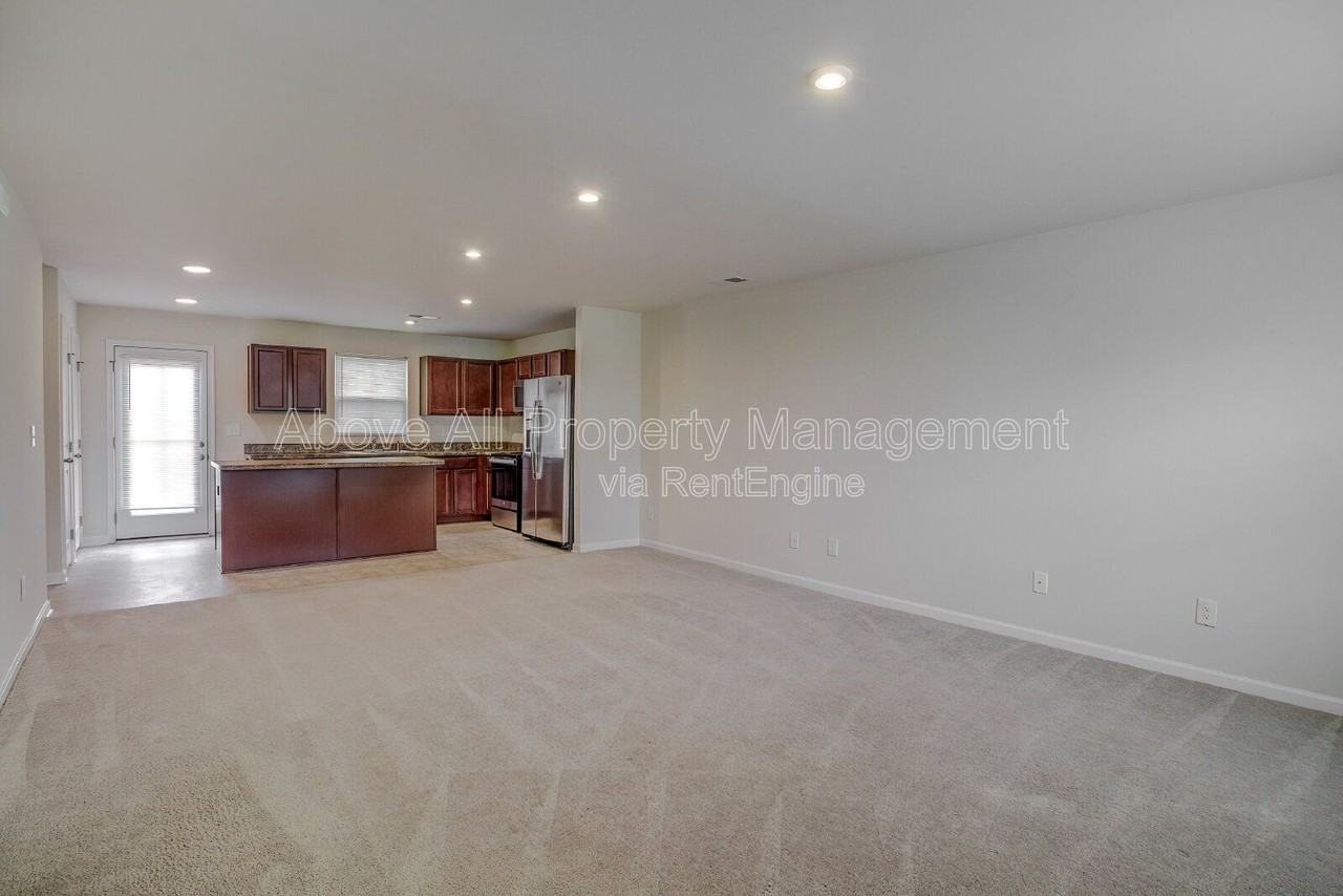 1026 Bent Willow Dr - Photo 6 of 39