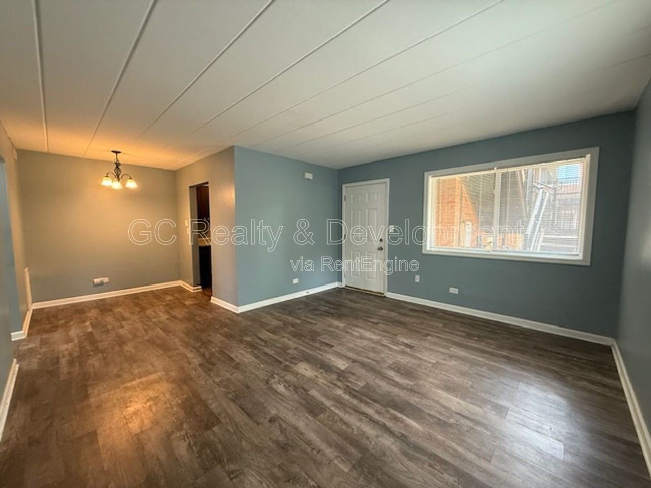 324 Wilson Ave #324D - Photo 2 of 13