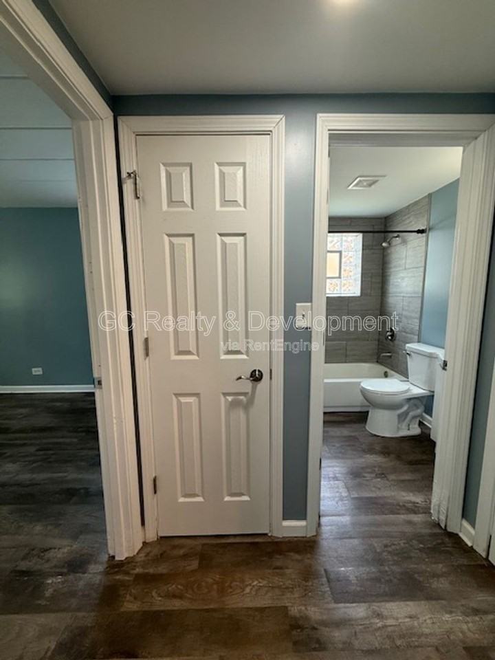 324 Wilson Ave #324D - Photo 7 of 13