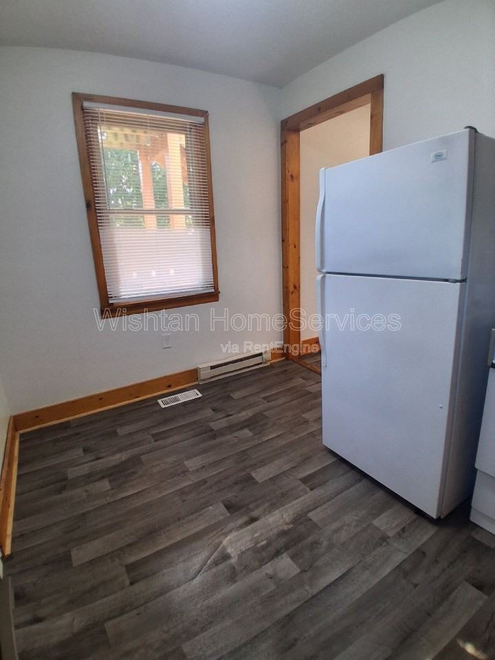 260 N Broad St #3 - Photo 2 of 14