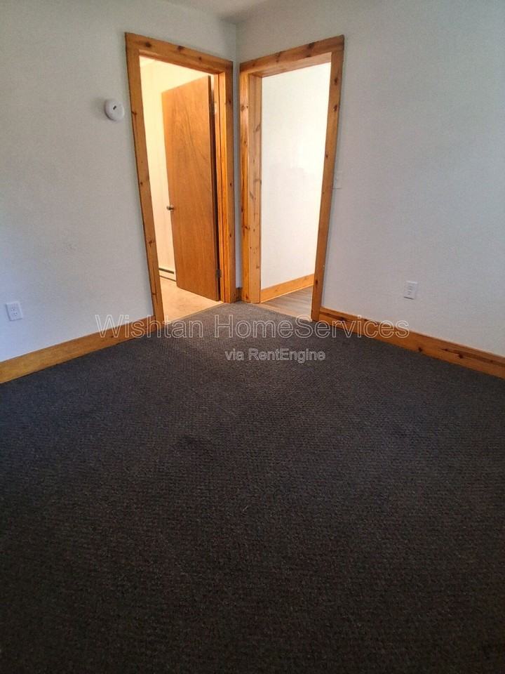260 N Broad St #3 - Photo 7 of 14