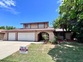 404 N Villa Ave - Photo 1 of 1