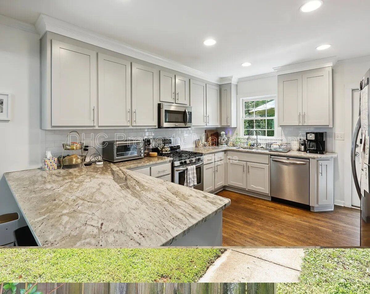 1695 Van Epps St Se - Photo 5 of 30