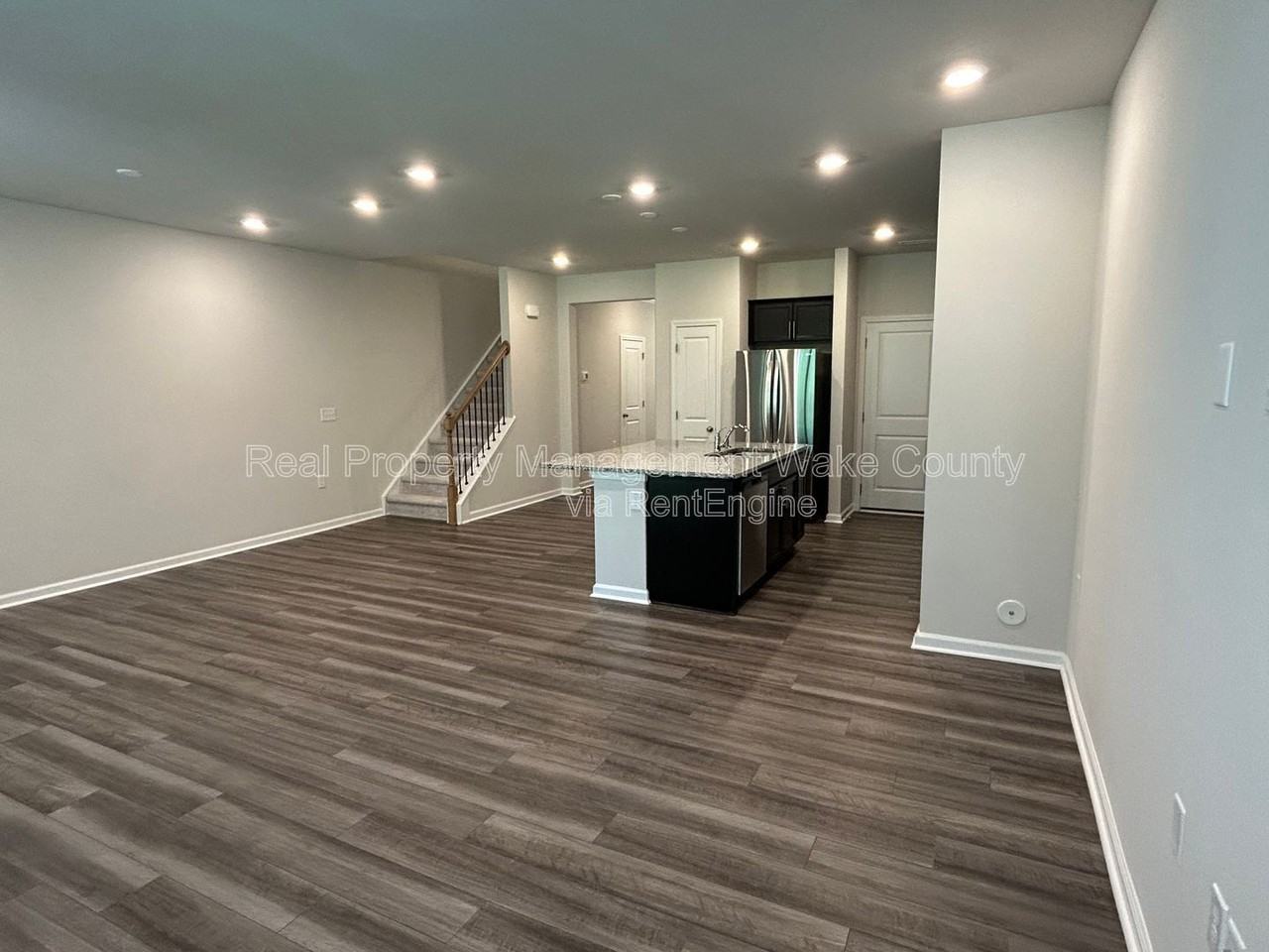 1605 Emory Ridge Way - Photo 4 of 45